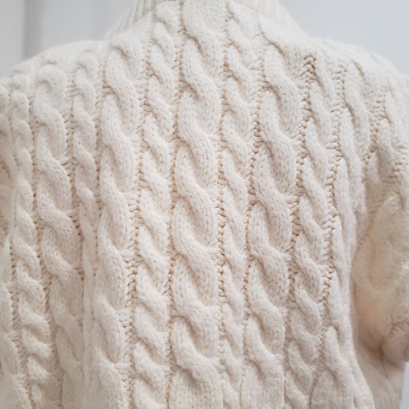 CABLE KNIT VEST - Picture 3 of 4